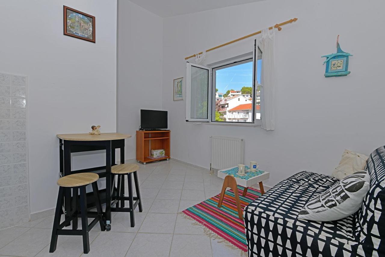 Apartments Biba Hvar ฮวาร์ ภายนอก รูปภาพ