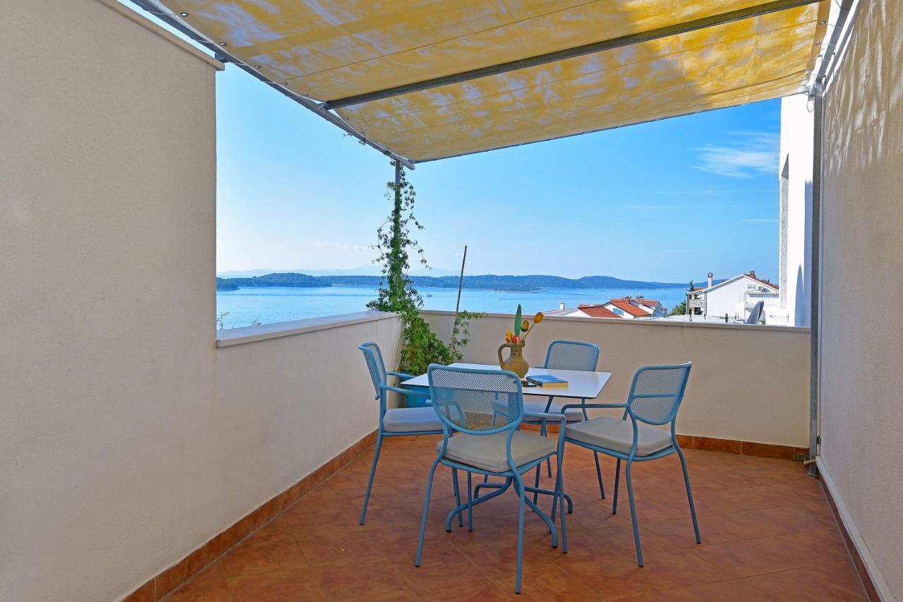 Apartments Biba Hvar ฮวาร์ ภายนอก รูปภาพ
