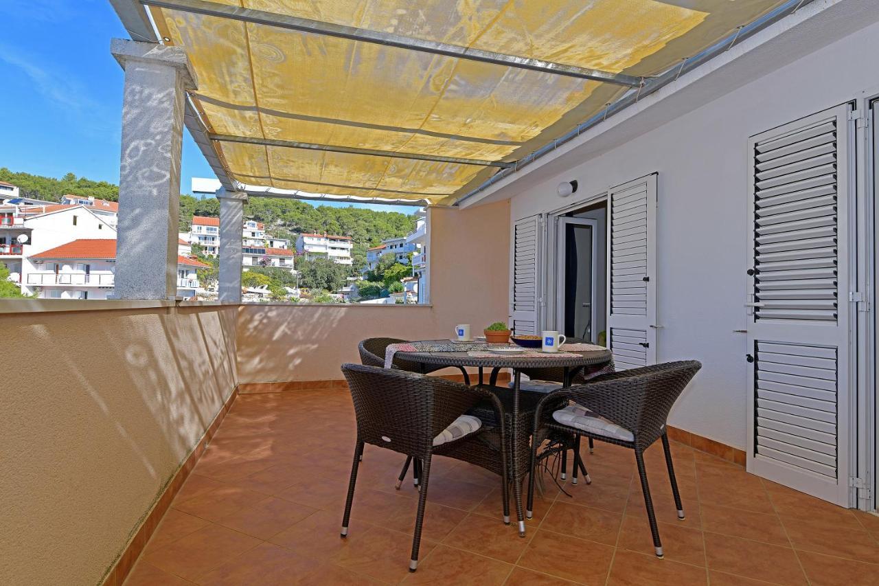 Apartments Biba Hvar ฮวาร์ ภายนอก รูปภาพ